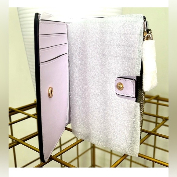 NWT Kate Spade Wallet - Picture 3 of 8